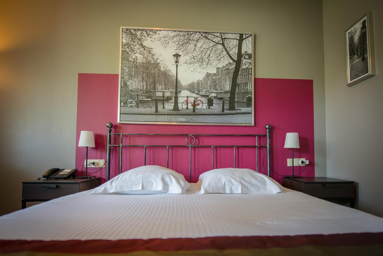 Auberge De La Lesse Celles Kültér fotó